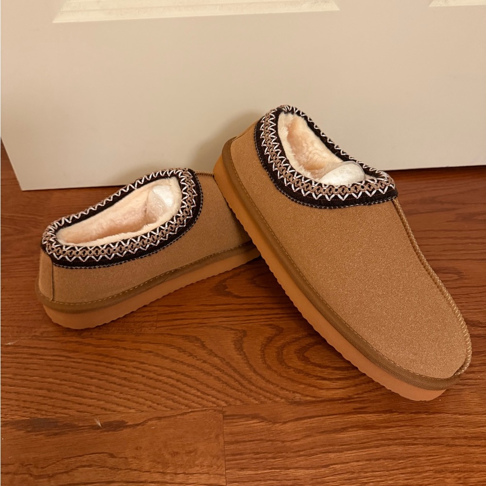 Men's Tan Slip-On Loafers with Cozy Lining